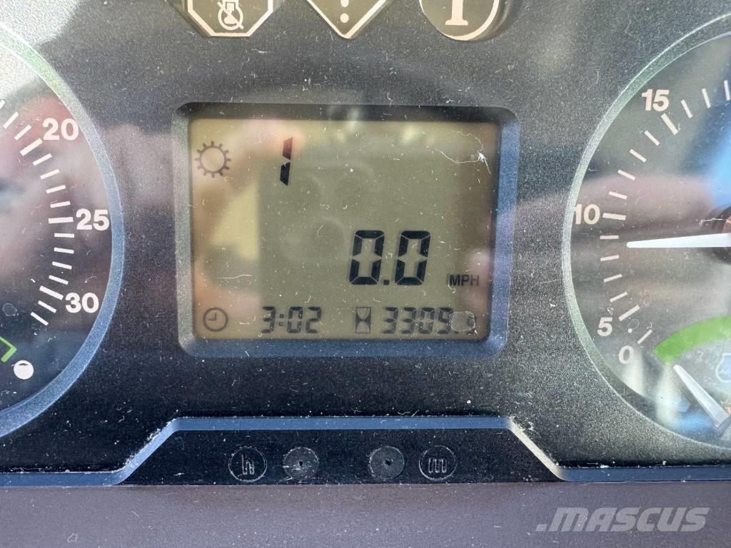 John Deere 6120 트랙터