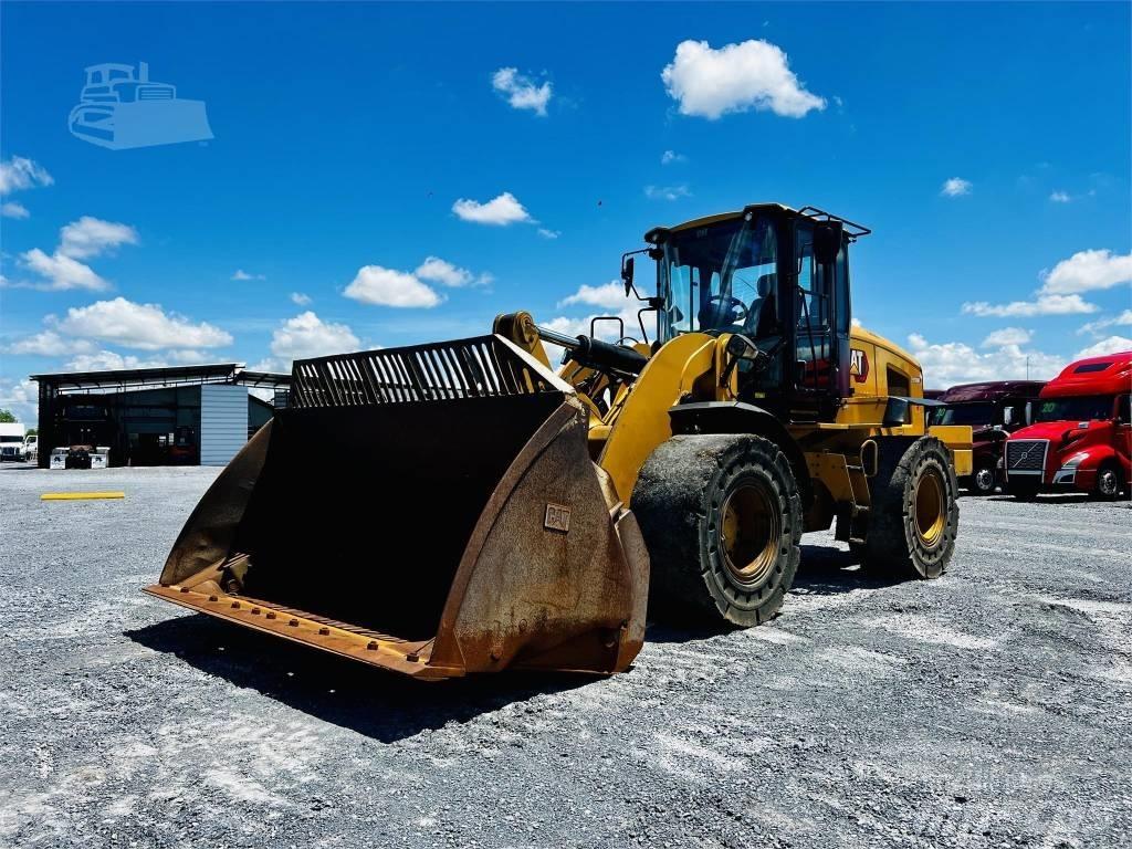 CAT 938 M  휠로우더