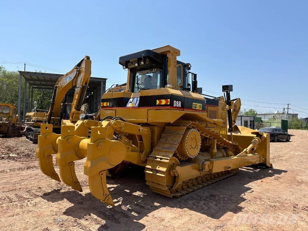 CAT D8R 크롤러 도저