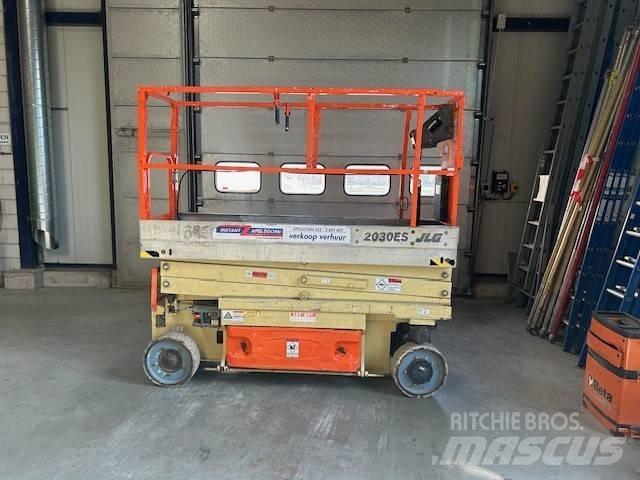 JLG 2030 ES 가위형 리프트