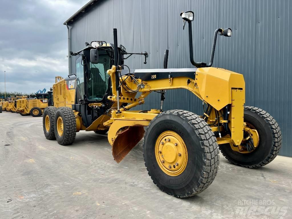 CAT 140 M 2 AWD 그레이더