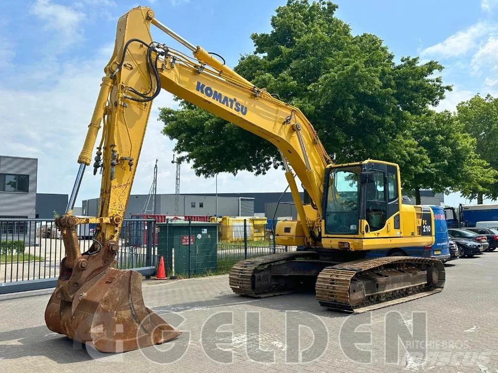 Komatsu PC210 LC-8 대형 굴삭기 29톤 이상
