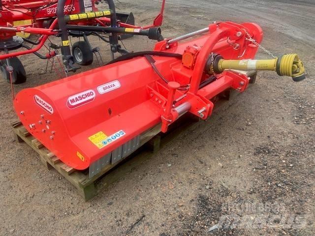 Maschio Brava 250 L 목장 제초기 및 토퍼