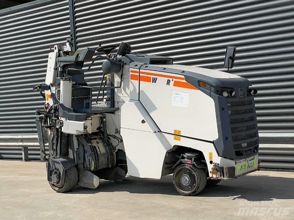 Wirtgen W 50 RI 아스팔트 콜드 밀링 기계