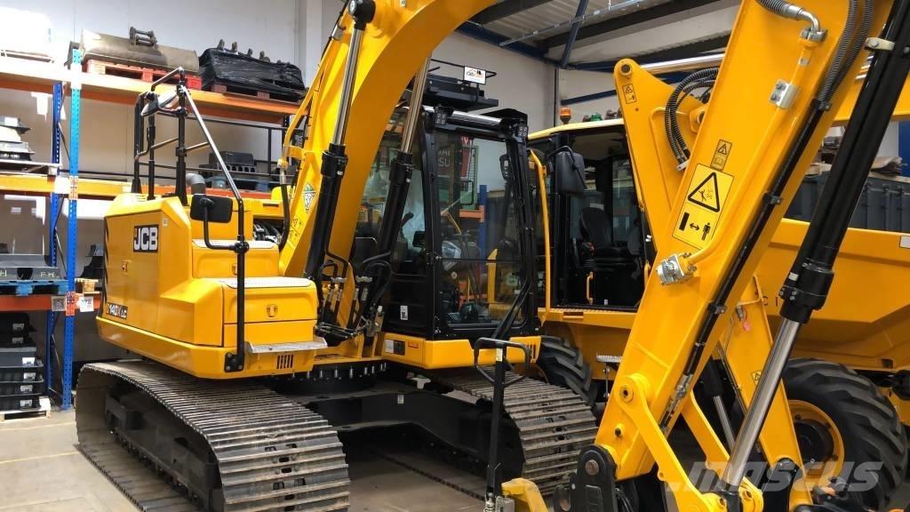 JCB 140X L SV 대형 굴삭기 29톤 이상
