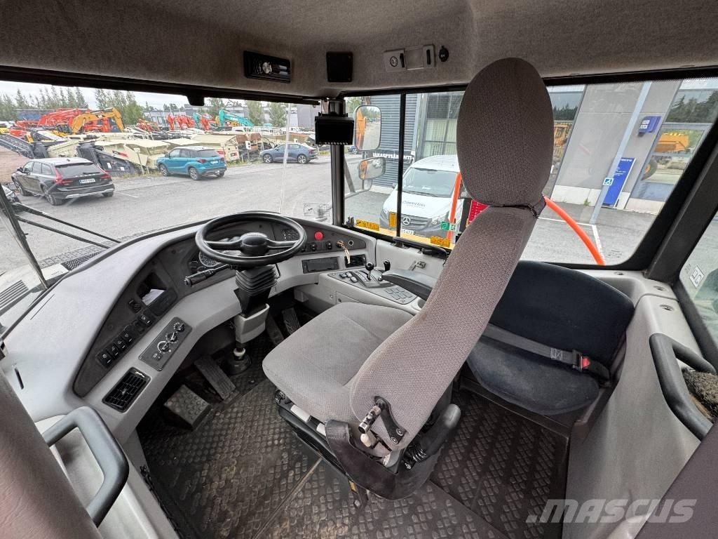 Volvo A 30 G 연결식 홀러
