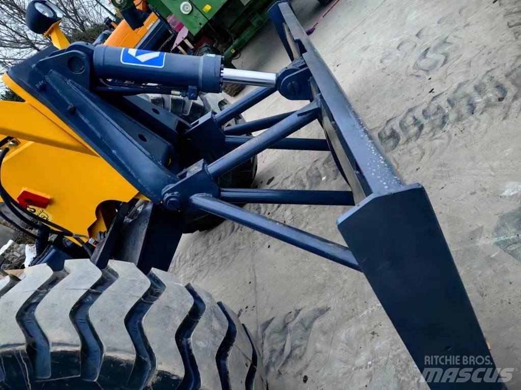 XCMG GR 2153 그레이더