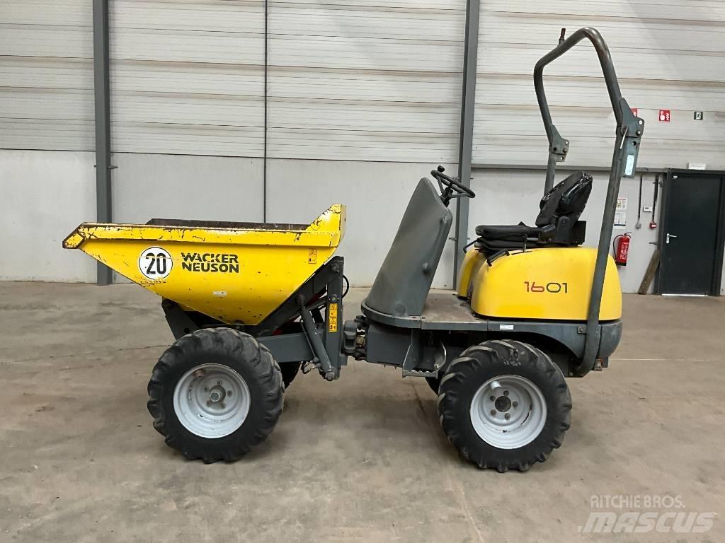 Neuson 1601 건설현장 덤프트럭