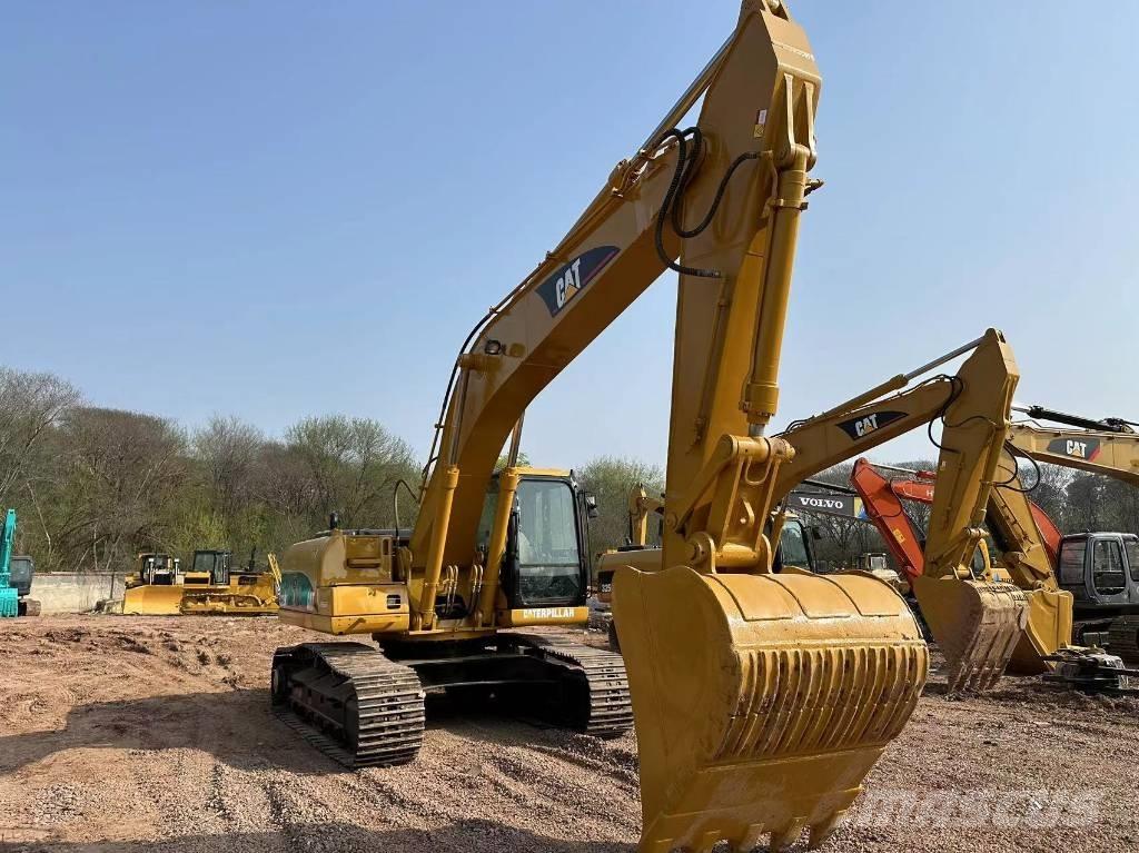 CAT 325 CL 대형 굴삭기 29톤 이상