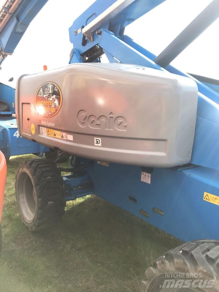 Genie S 60 HC 견인식 전동이동 리프트