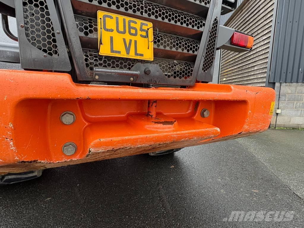 Hitachi ZW 220-5B  휠로우더