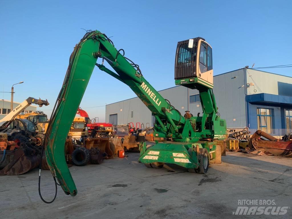 Minelli CM210  휠 굴삭기