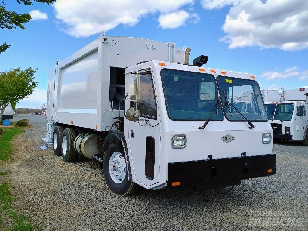  Crane Carrier LE 폐기물 수거 트럭