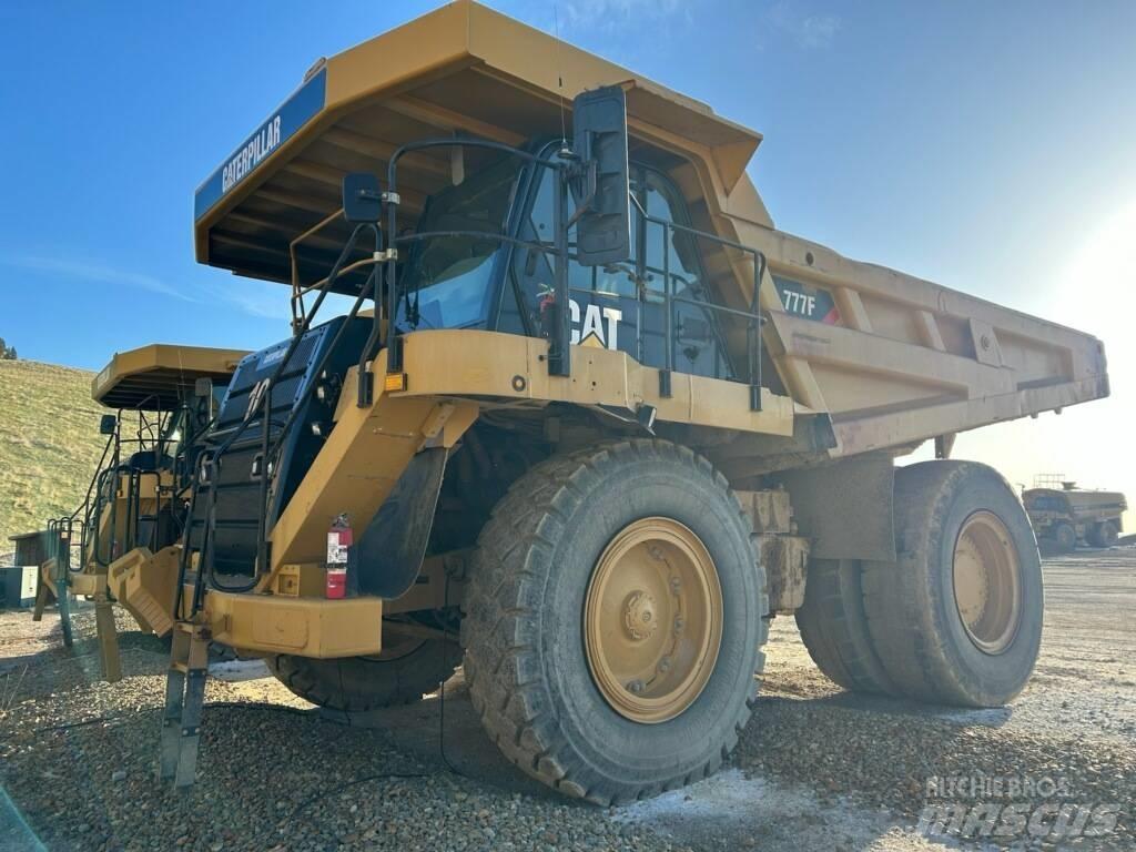 CAT 777F 연결식 홀러