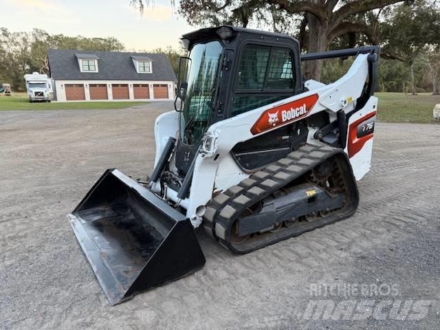 Bobcat T 76  스키드로더