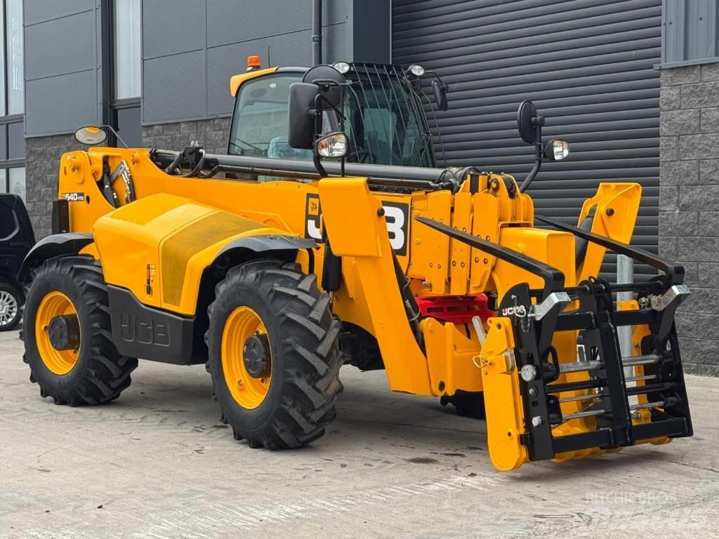 JCB 540-170 텔러 핸들러