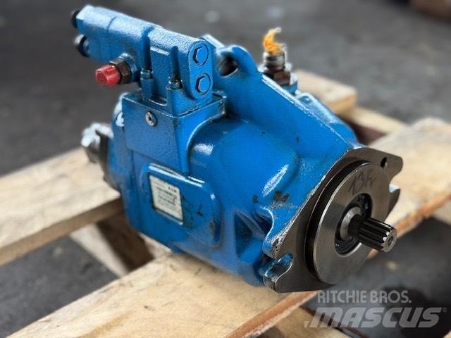 Eaton HYDRAULIC PUMP 유압식 기계