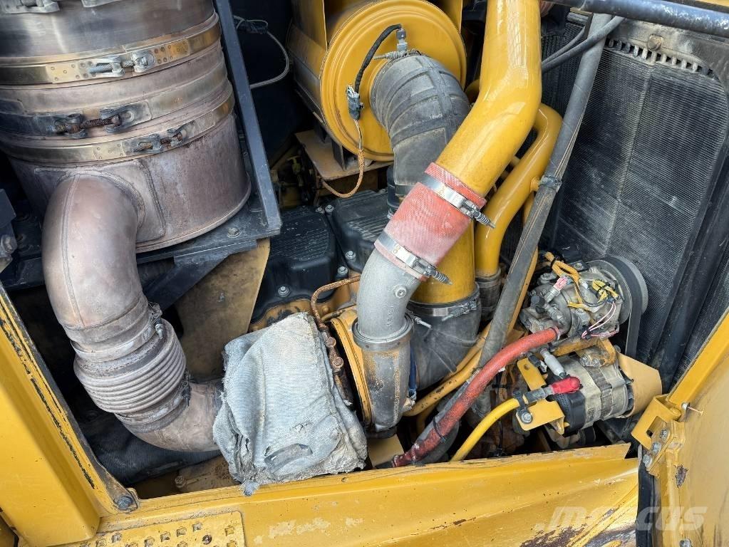 CAT D 8 T LGP 크롤러 도저