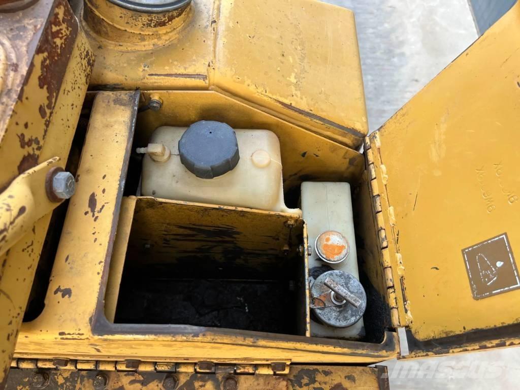 CAT D7H 크롤러 도저