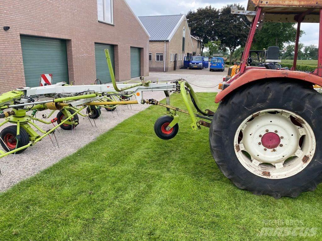 CLAAS volto 1050t 갈퀴 및 테더