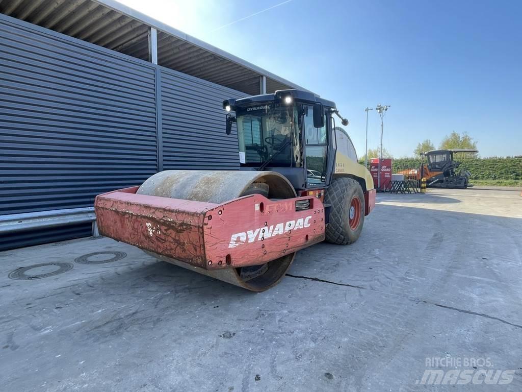 Dynapac CA5000D 싱글 드럼 롤러