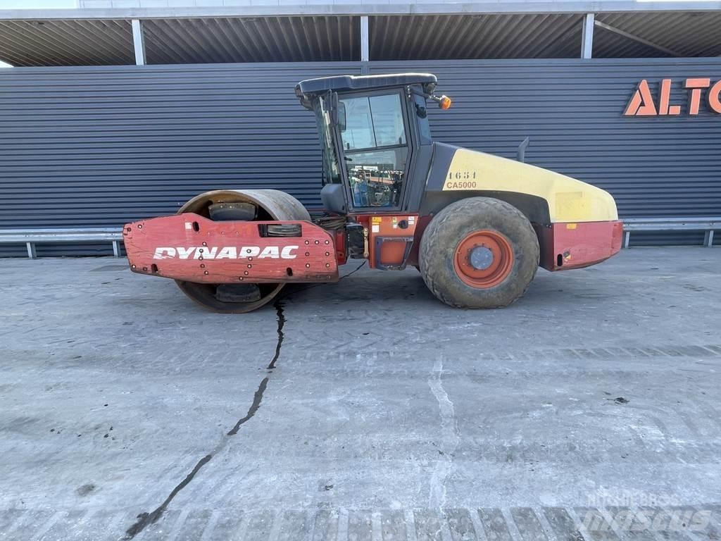 Dynapac CA5000D 싱글 드럼 롤러