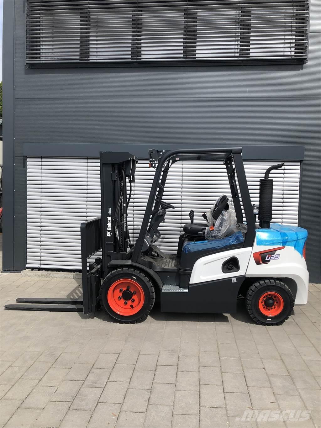 Bobcat D35NXS 디젤 지게차