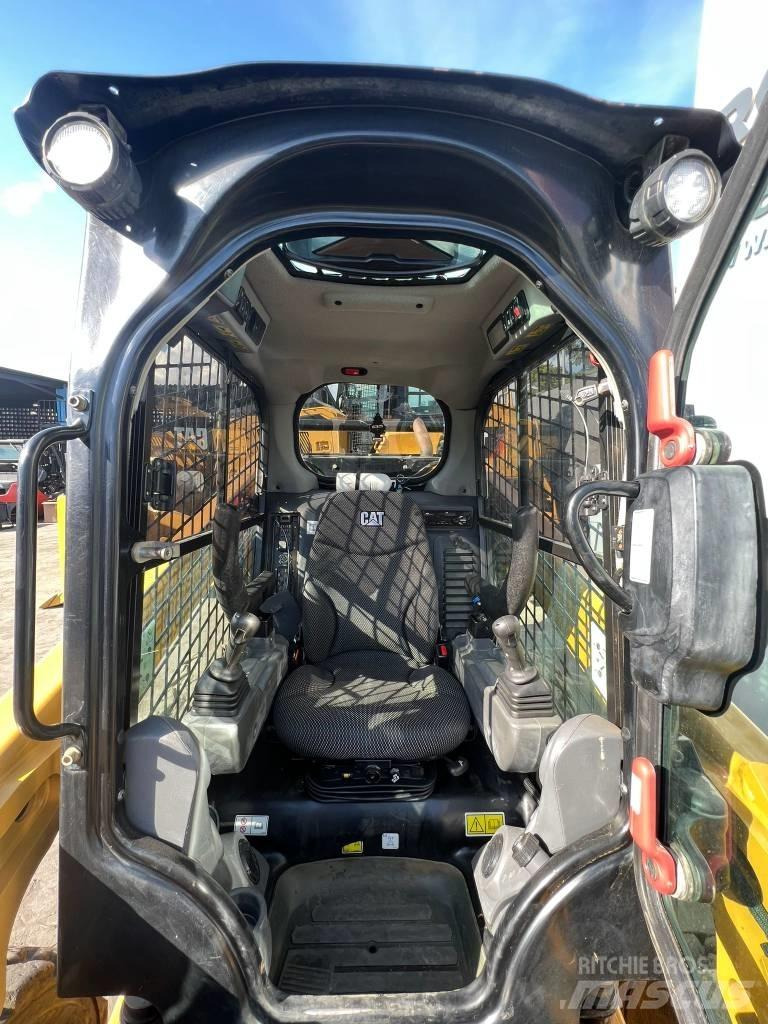 CAT 272D3  스키드로더