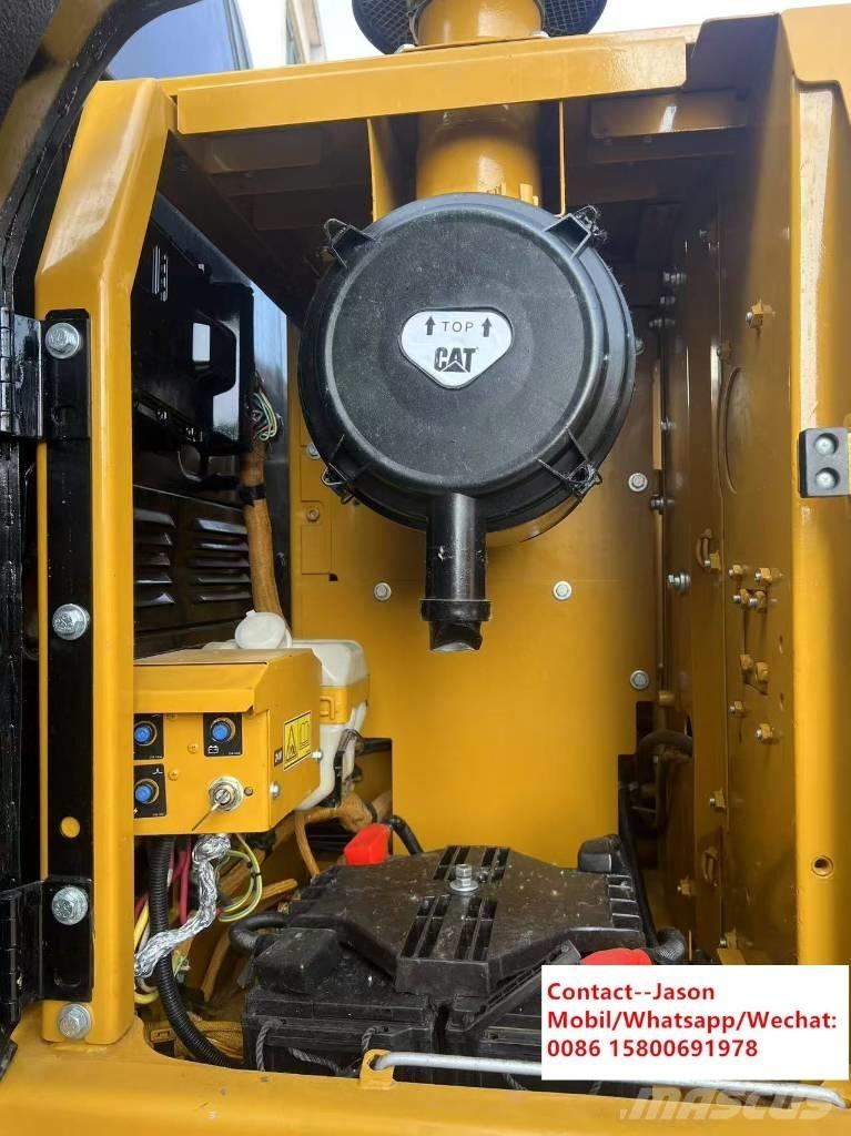 CAT 320 D RR 대형 굴삭기 29톤 이상