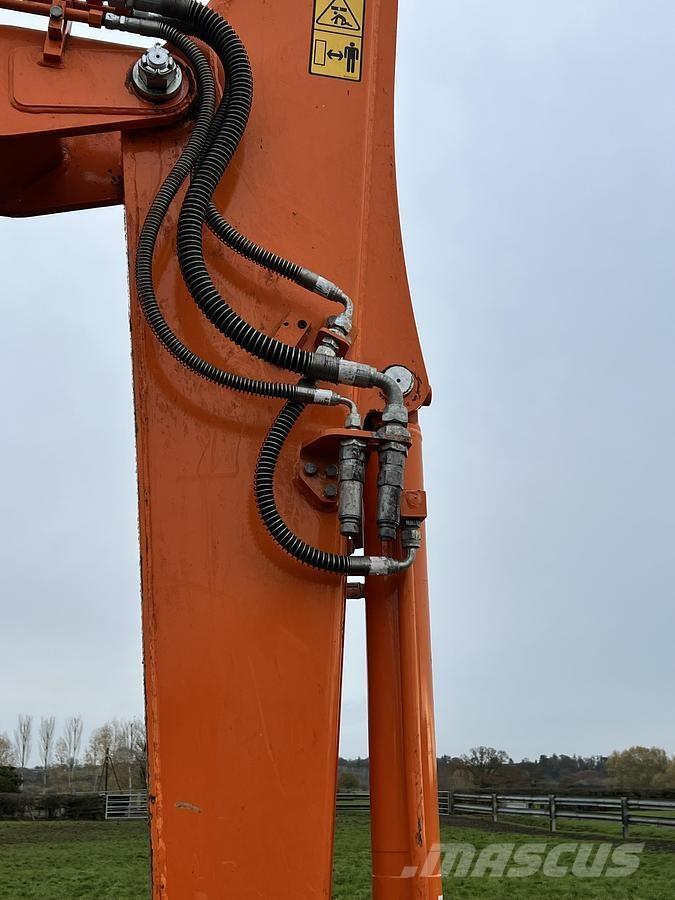 Doosan DX62R-3 특수 굴삭기