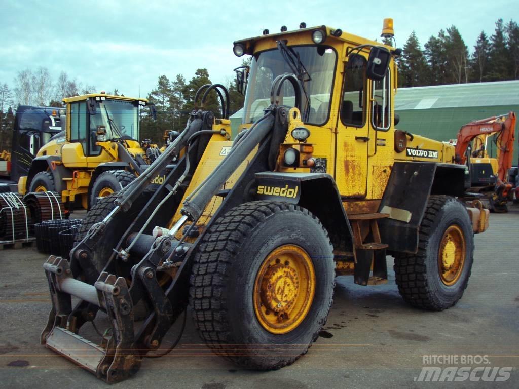 Volvo BM L 70  휠로우더