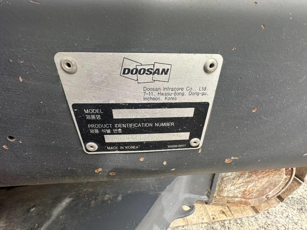 Doosan DX 300 LC-5 대형 굴삭기 29톤 이상