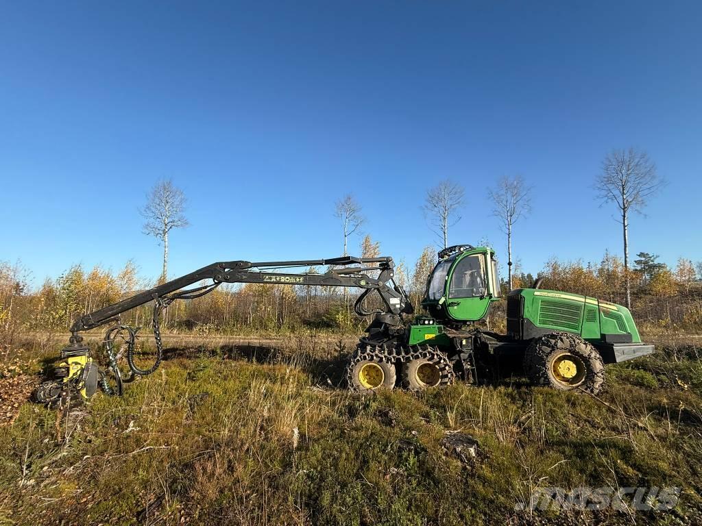 John Deere 1070 E 원목 하베스터