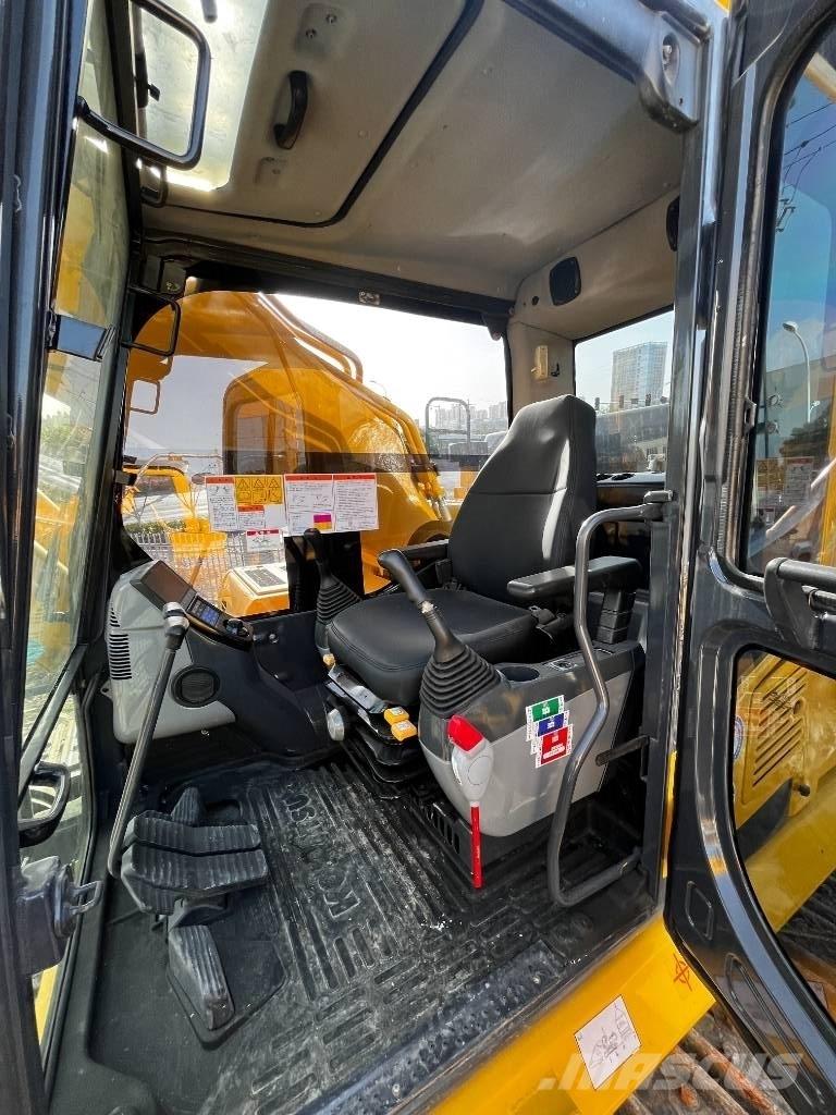 Komatsu PC 450 대형 굴삭기 29톤 이상