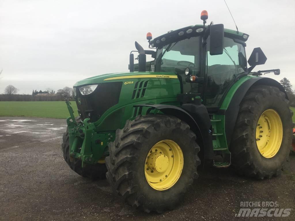 John Deere 6215 R 트랙터