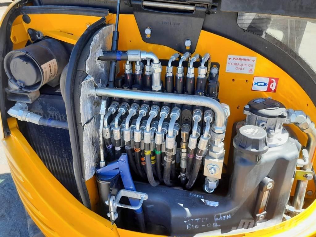 JCB 8030 소형 굴삭기 7톤 미만