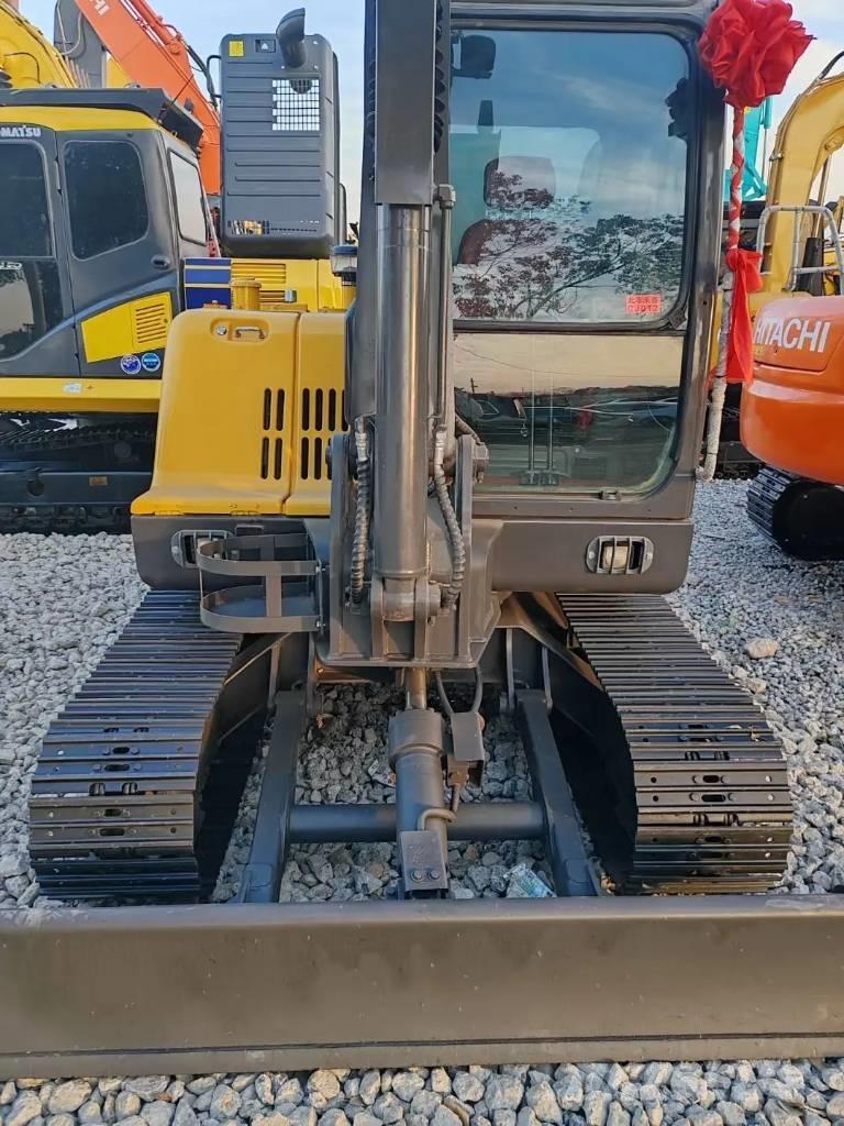 Volvo EC60D 대형 굴삭기 29톤 이상