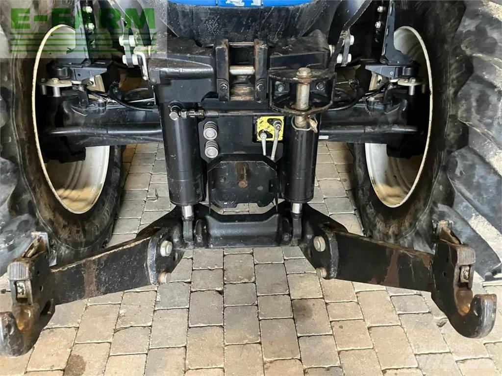 New Holland T7.220 트랙터