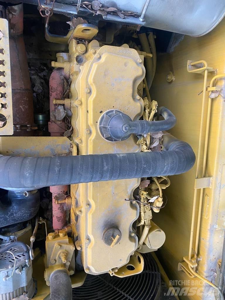 CAT 325 CL 대형 굴삭기 29톤 이상