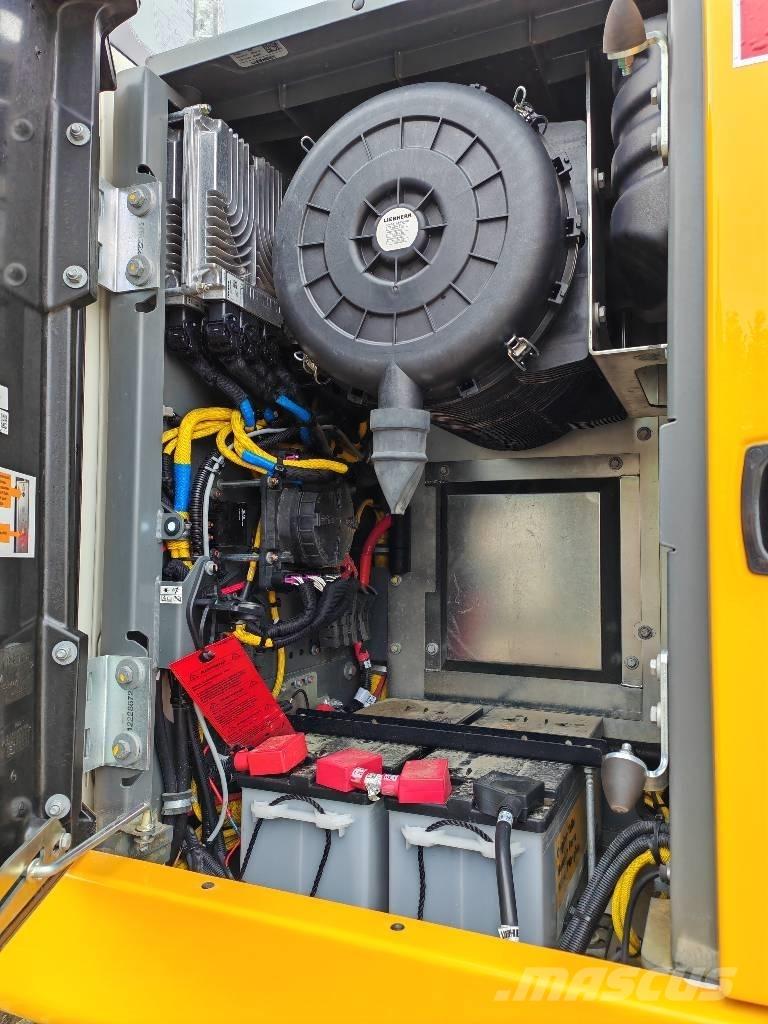Liebherr R 926 G8 대형 굴삭기 29톤 이상