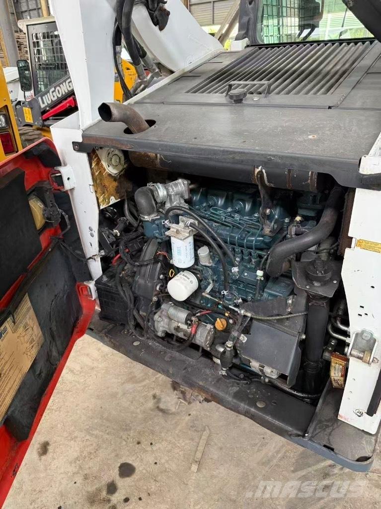 Bobcat S 770  스키드로더