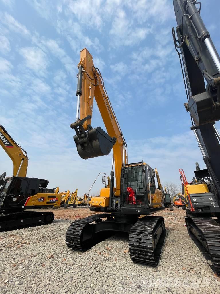 Hyundai R 220-9 S 대형 굴삭기 29톤 이상