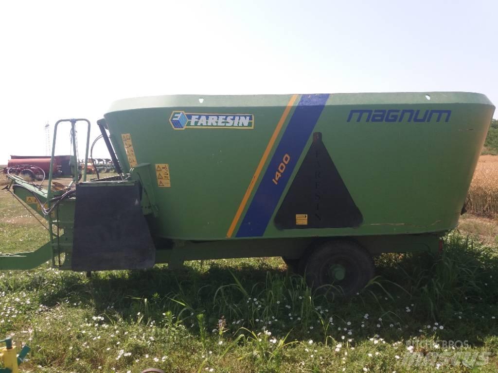 Faresin TMR-V-D 1400 믹서 피더