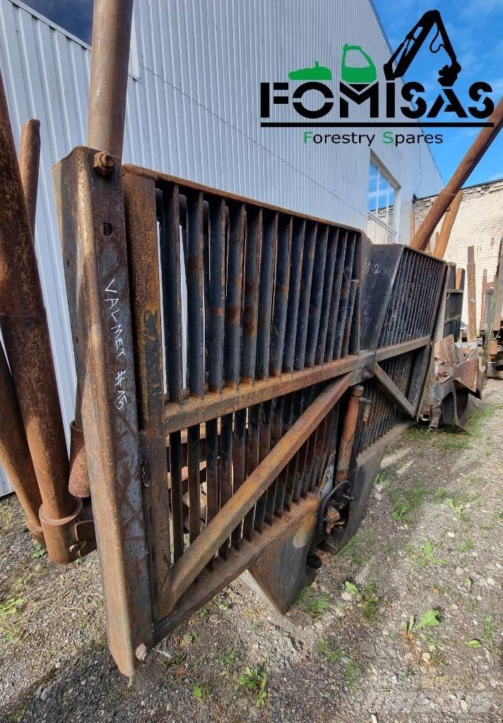 Valmet 840.2 Bunks 포워더 크레인