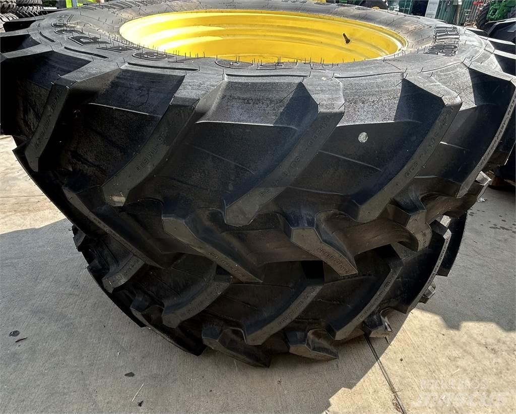  420/85R24 타이어, 휠 및 림