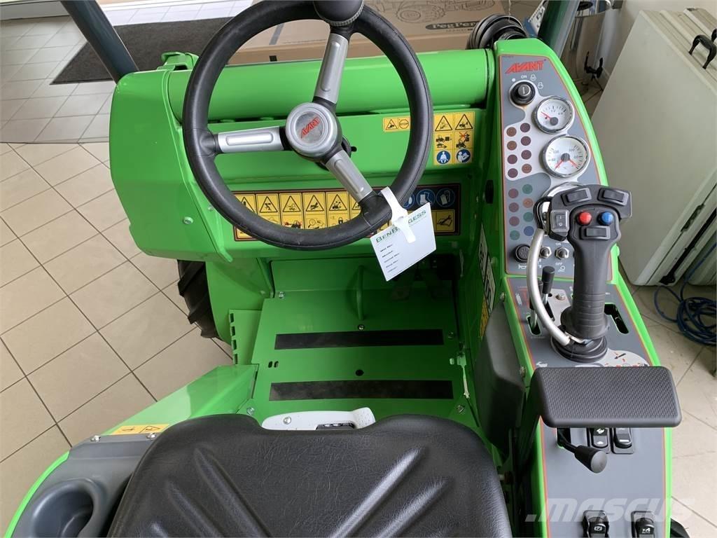 Avant 640  휠로우더