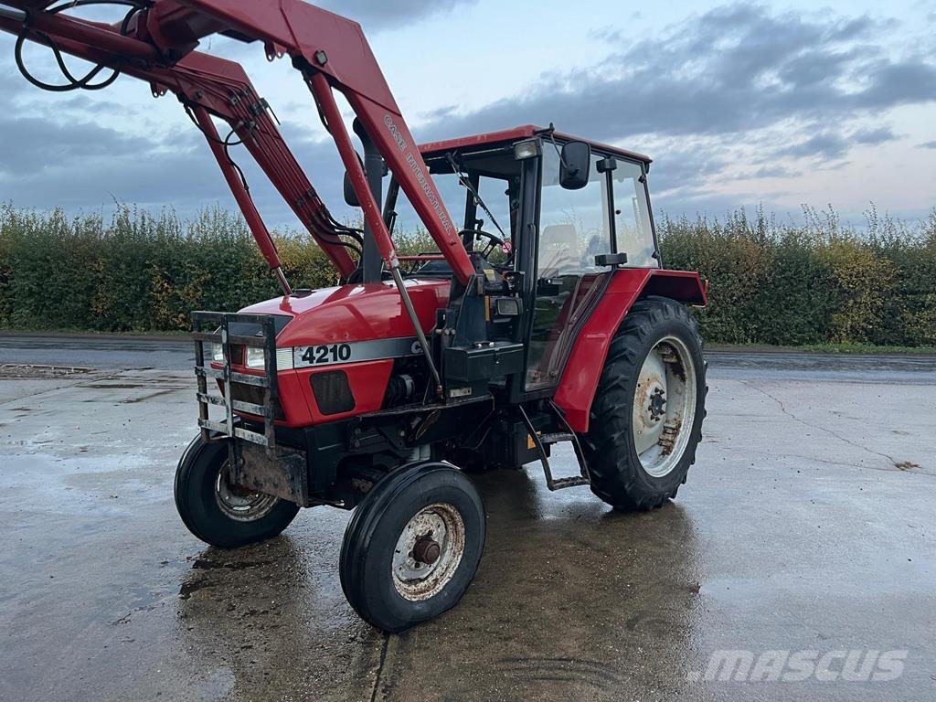 CASE 4210 트랙터