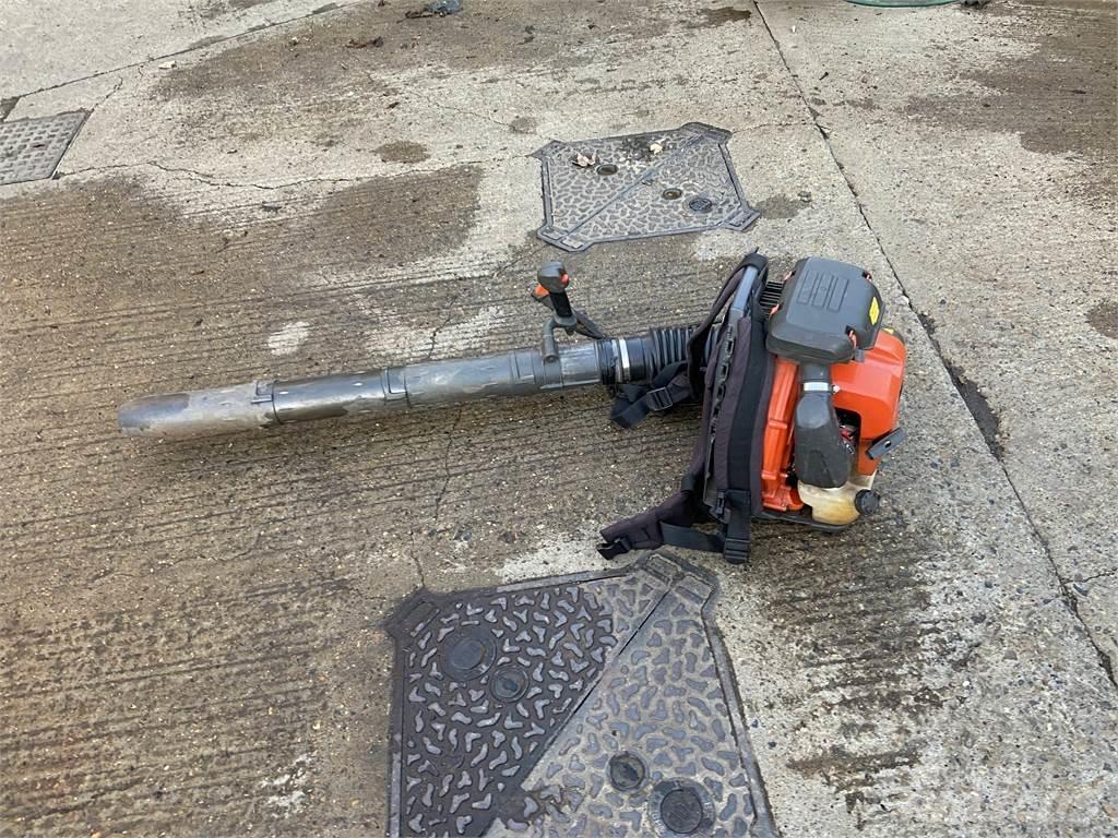Husqvarna 570BTS 농기계 - 기타