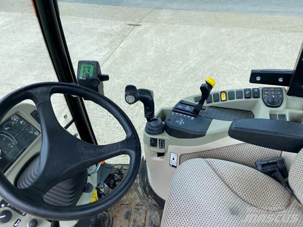 John Deere 3046R 소형 트랙터