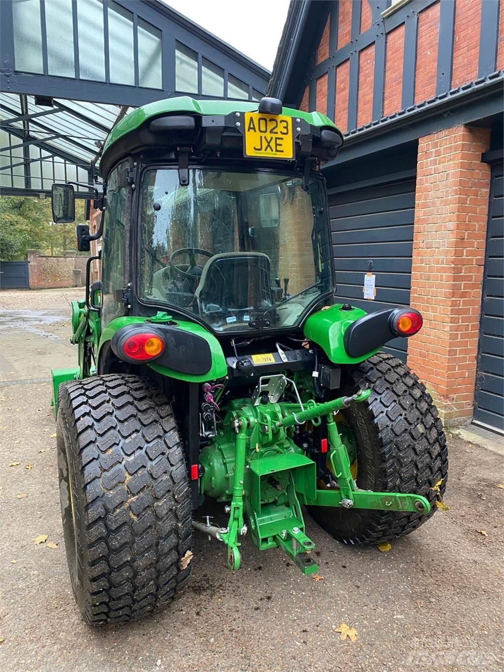 John Deere 4066R 소형 트랙터
